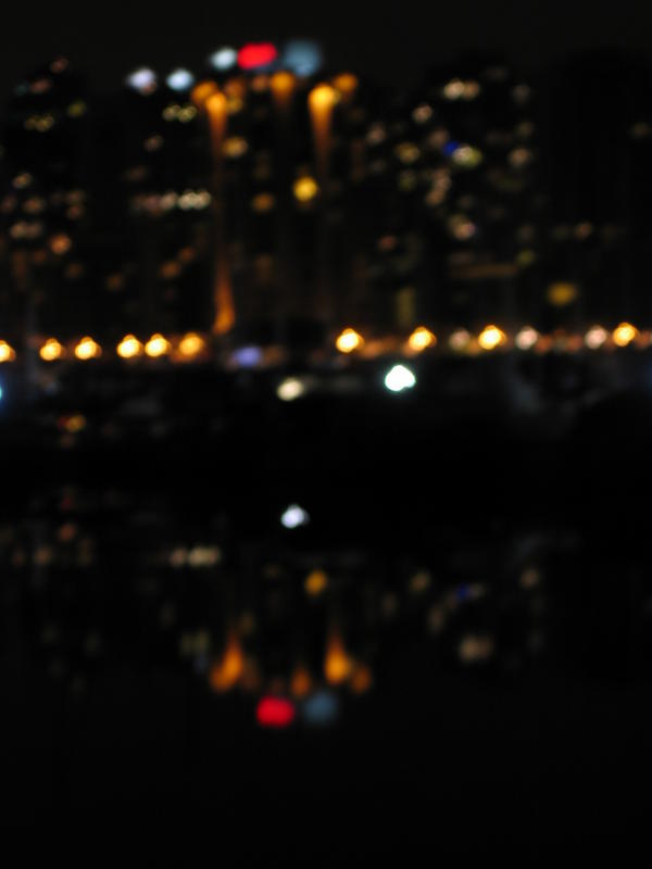 [2005_12_24-christmasnight-stanleypark/19_32_01.jpg]