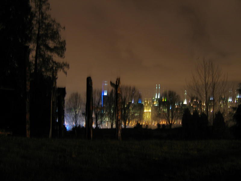 [2005_12_24-christmasnight-stanleypark/20_14_33.jpg]