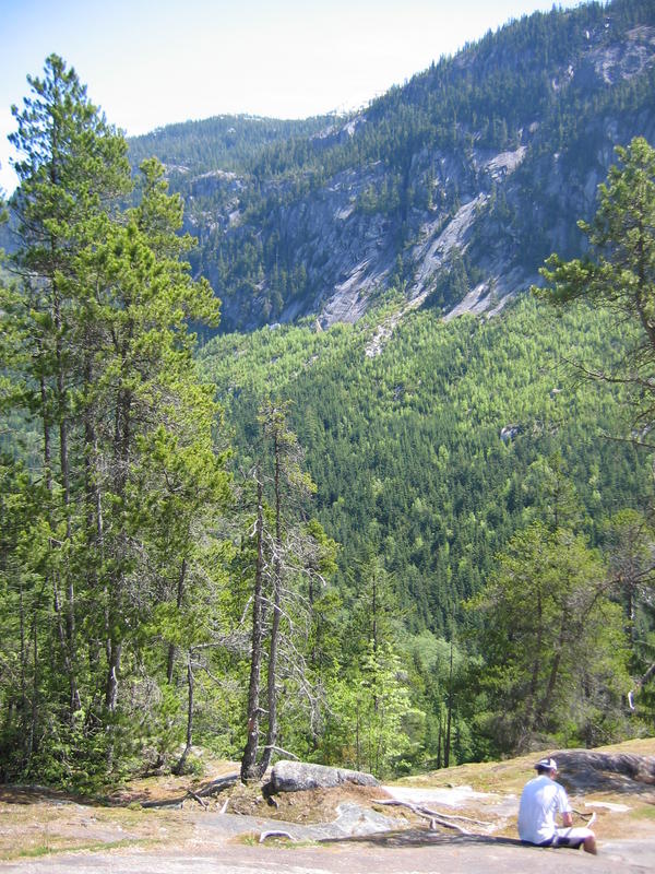 [2006_05_14-the-chief/13_18_57.jpg]