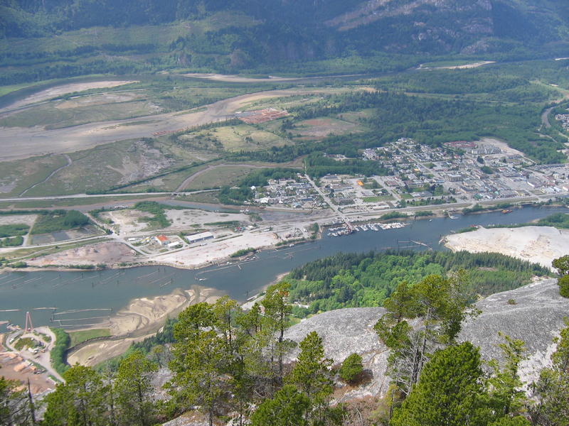[2006_05_14-the-chief/14_25_26.jpg]