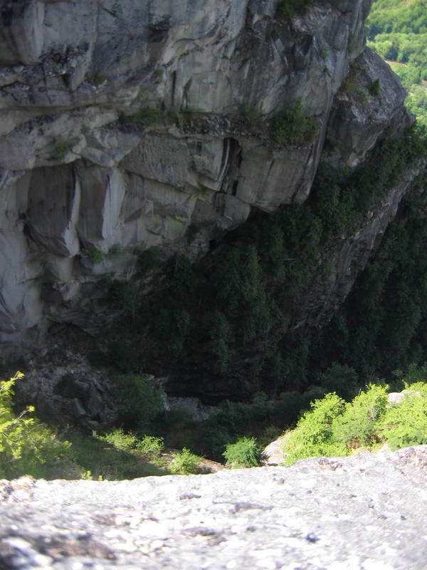[2006_05_14-the-chief/15_29_15.jpg]