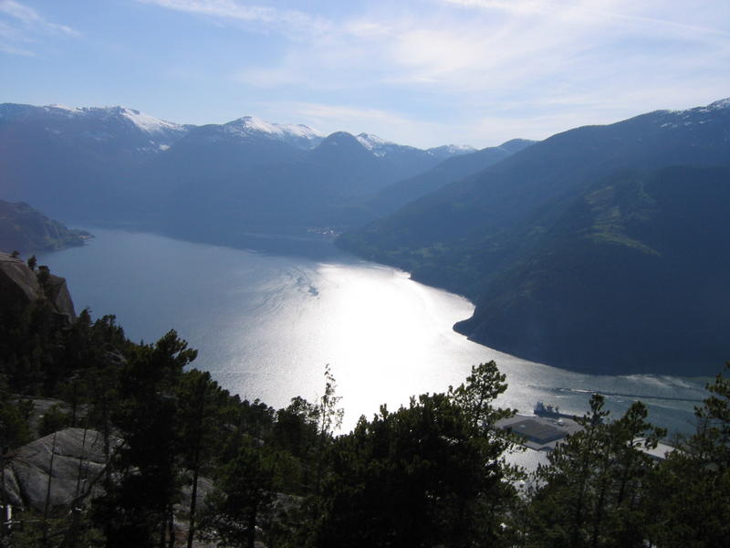 [2006_05_14-the-chief/17_26_16.jpg]