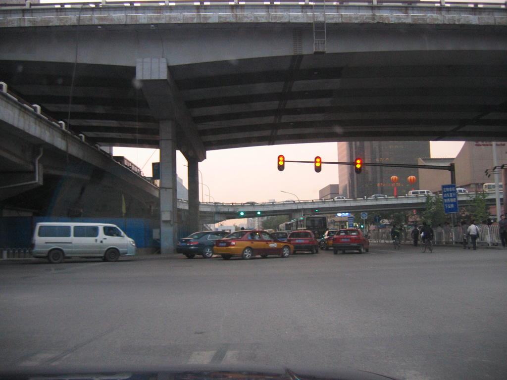 [2006_10-Beijing-China/2006_10_10-02_32_09.jpg]
