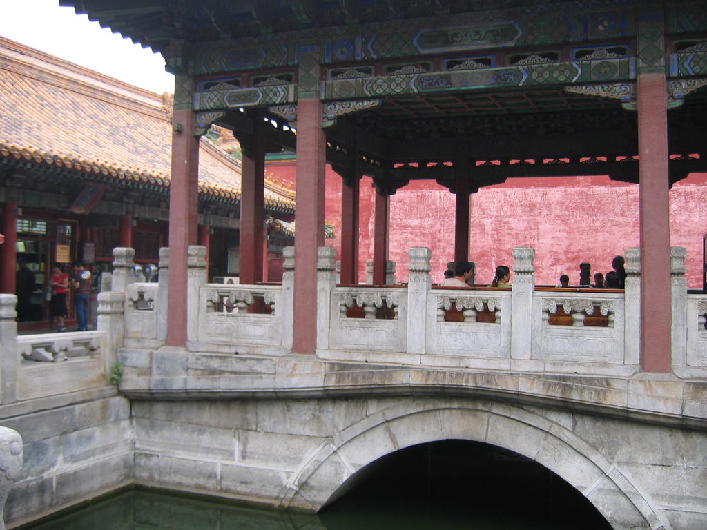 [2006_10-Beijing-China/2006_10_13-21_03_31.jpg]