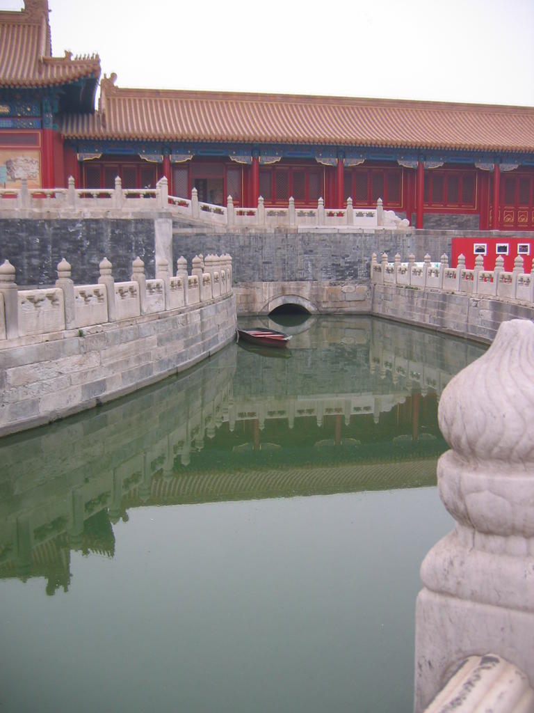 [2006_10-Beijing-China/2006_10_13-22_05_11.jpg]