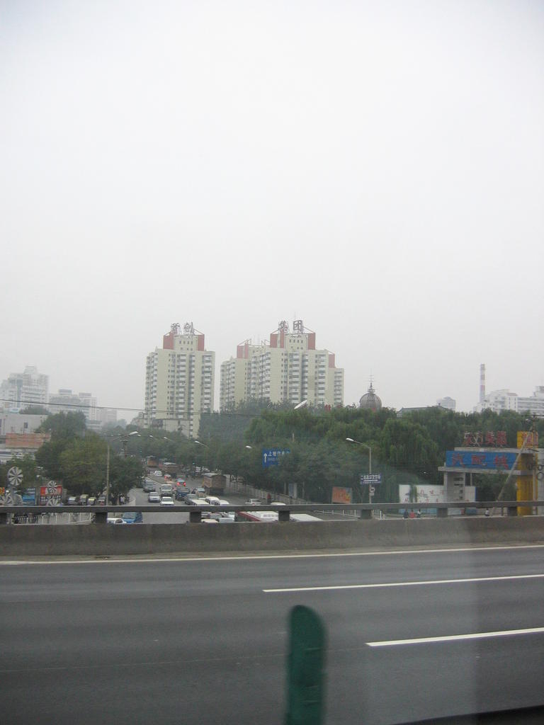 [2006_10-Beijing-China/2006_10_14-17_56_17.jpg]
