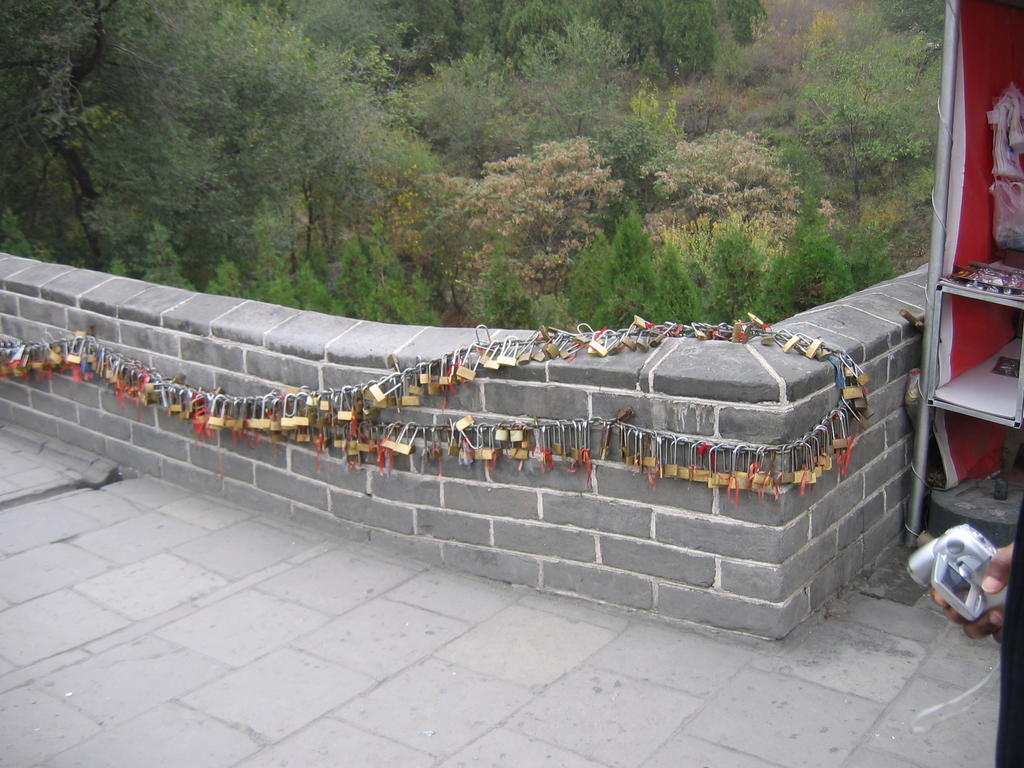 [2006_10-Beijing-China/2006_10_14-18_55_51.jpg]