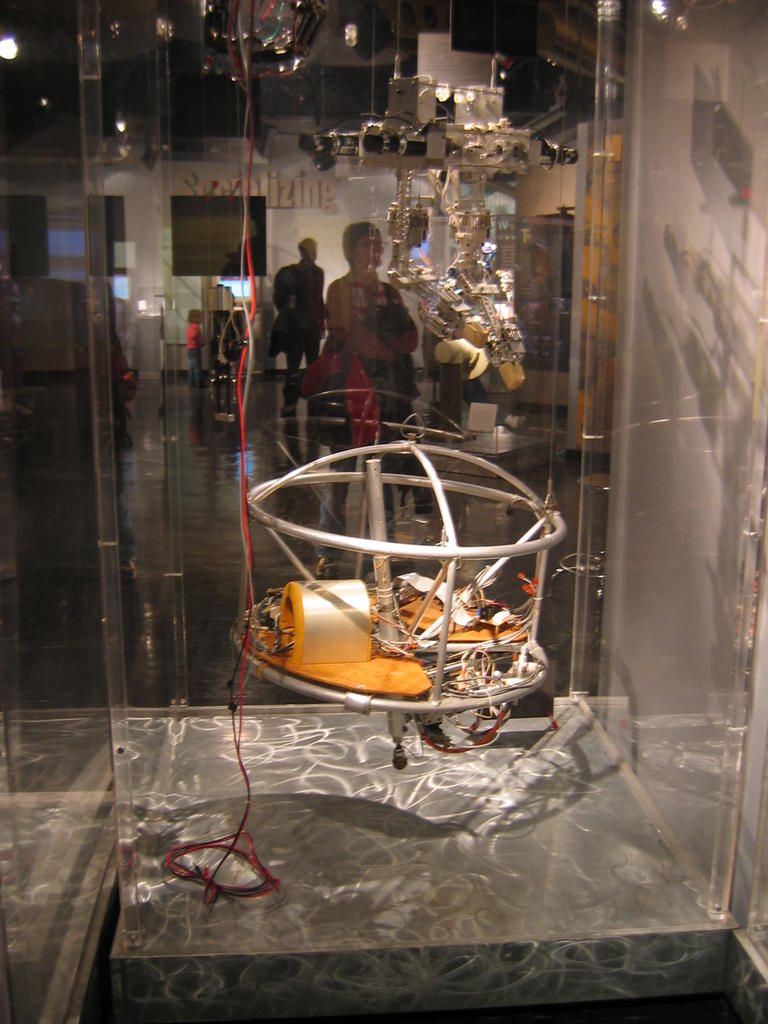 [2006_12_28-mit-museum/13_08_44.jpg]