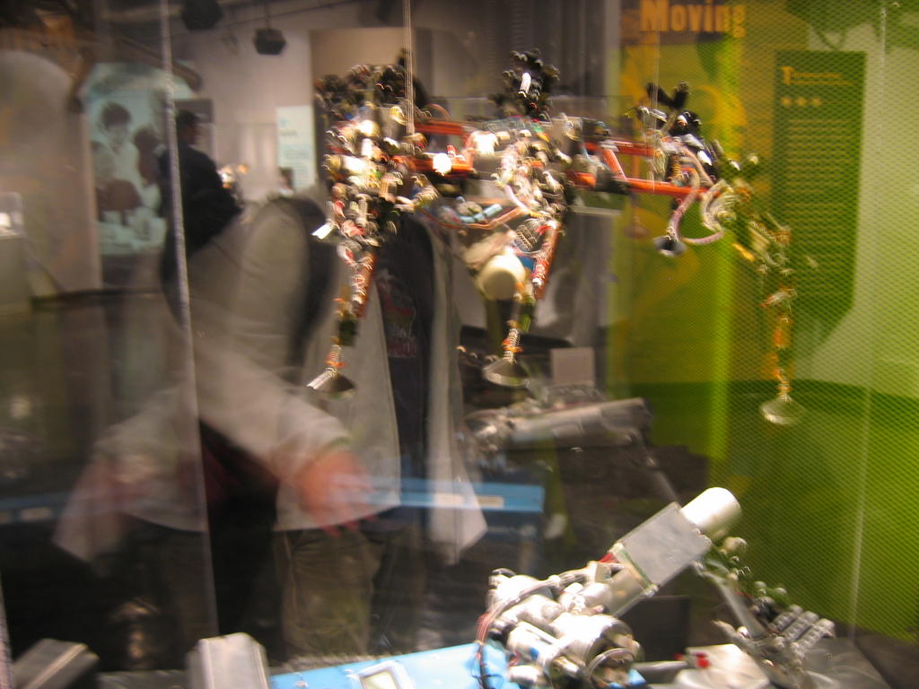 [2006_12_28-mit-museum/13_40_29.jpg]