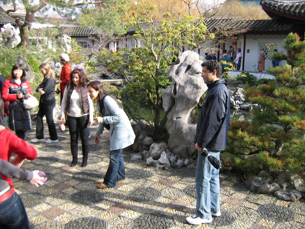 [2007_02_18-chinese-new-year/12_31_18.jpg]
