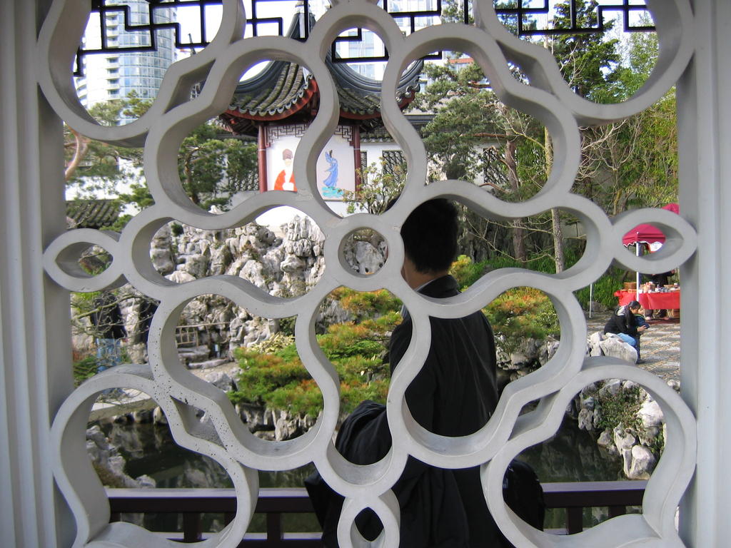 [2007_02_18-chinese-new-year/12_43_25.jpg]