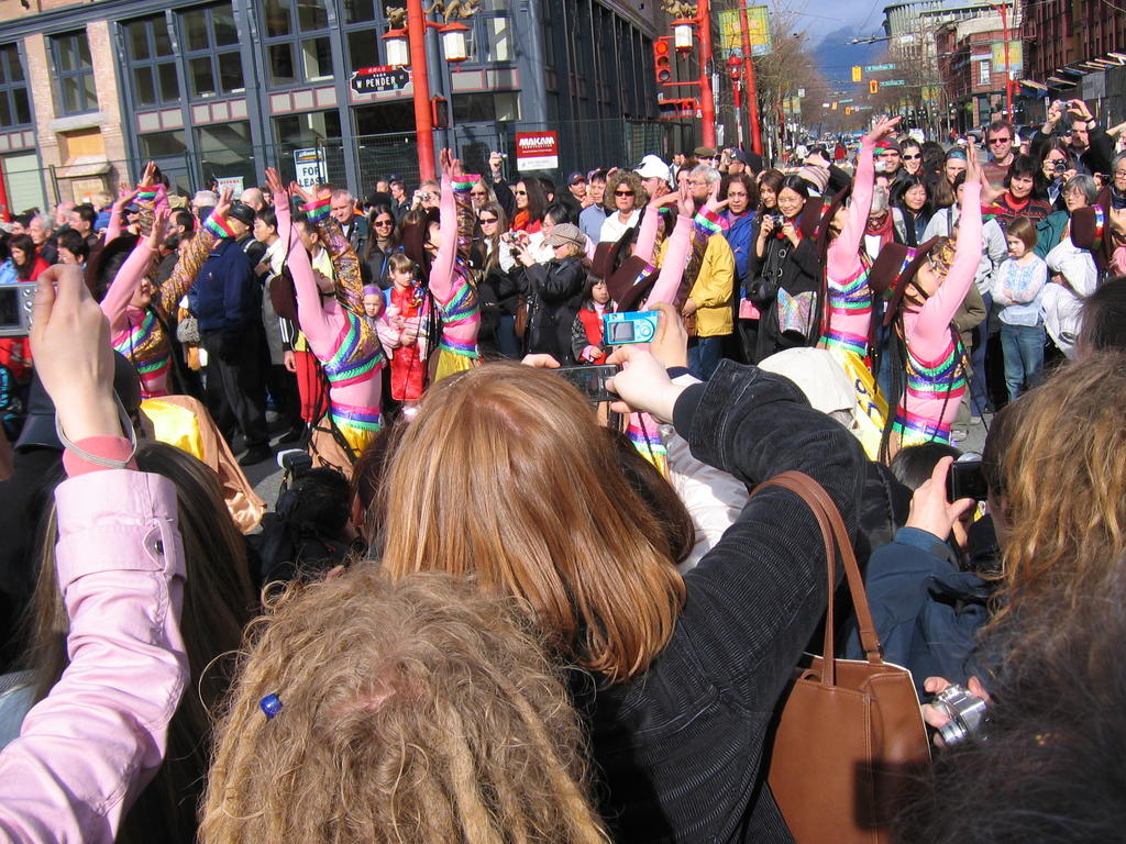 [2007_02_18-chinese-new-year/13_41_57.jpg]