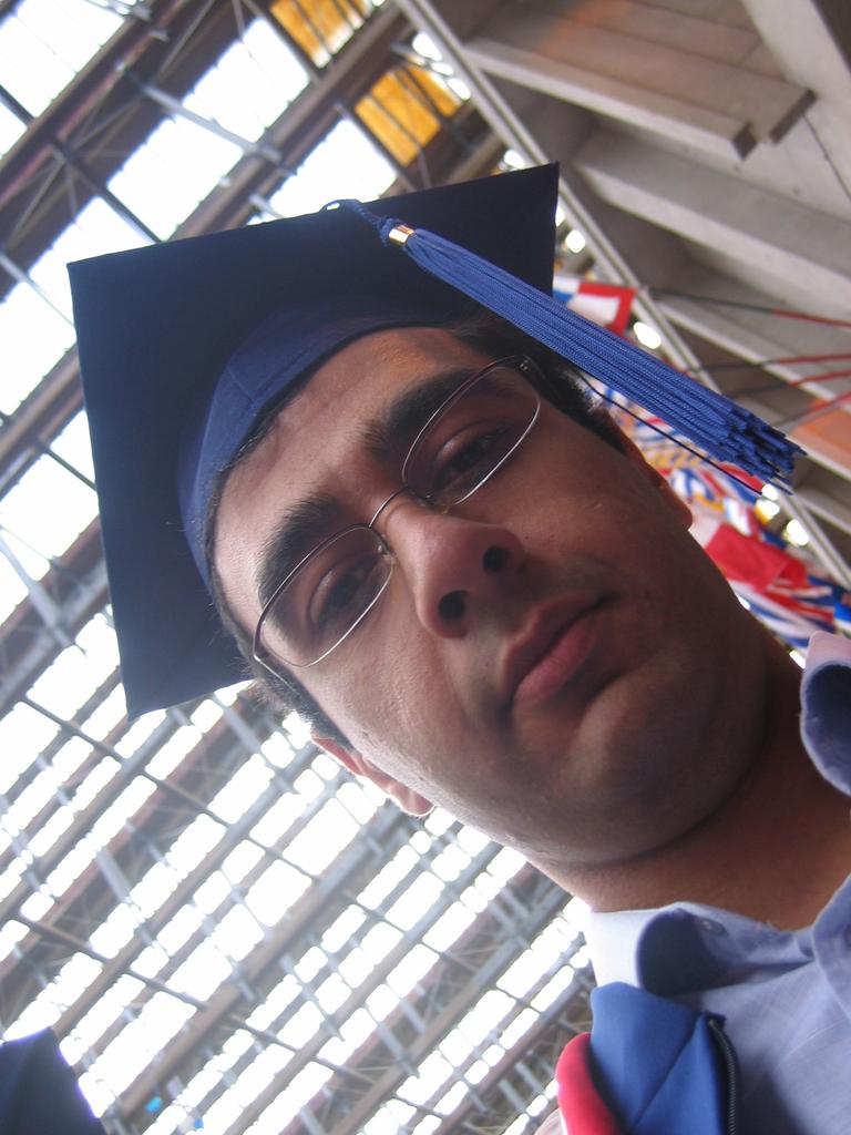 [2007_10_04-sfu-convocation/14_55_49.jpg]