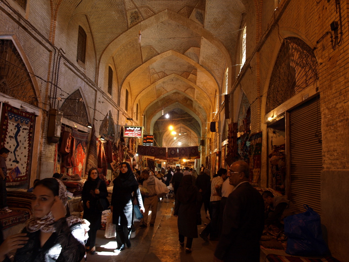 [2008-03-23_shiraz-vakil-bazar/20080323_102.JPG]