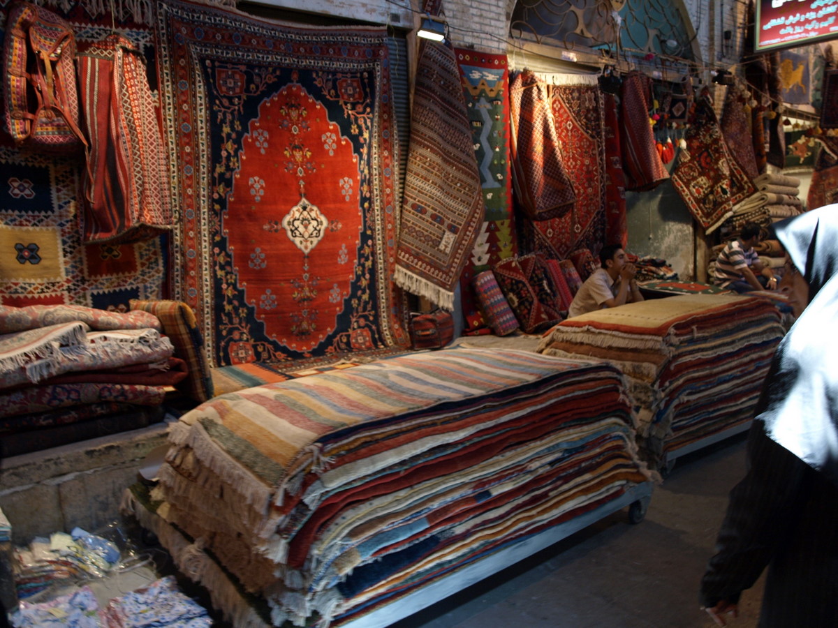 [2008-03-23_shiraz-vakil-bazar/20080323_104.JPG]