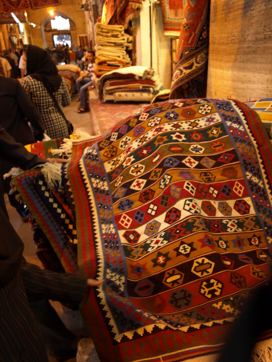 [2008-03-23_shiraz-vakil-bazar/20080323_110.JPG]