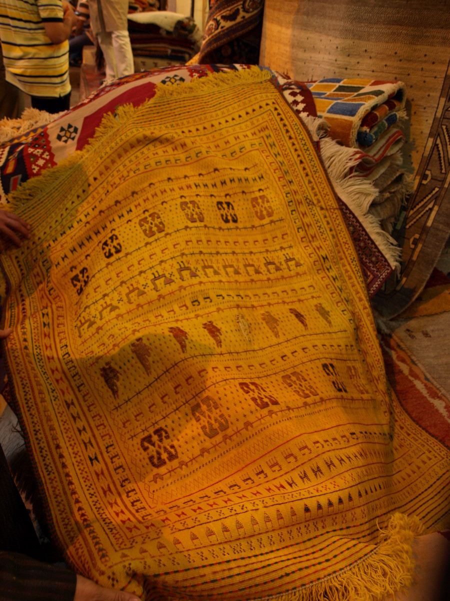 [2008-03-23_shiraz-vakil-bazar/20080323_117.JPG]