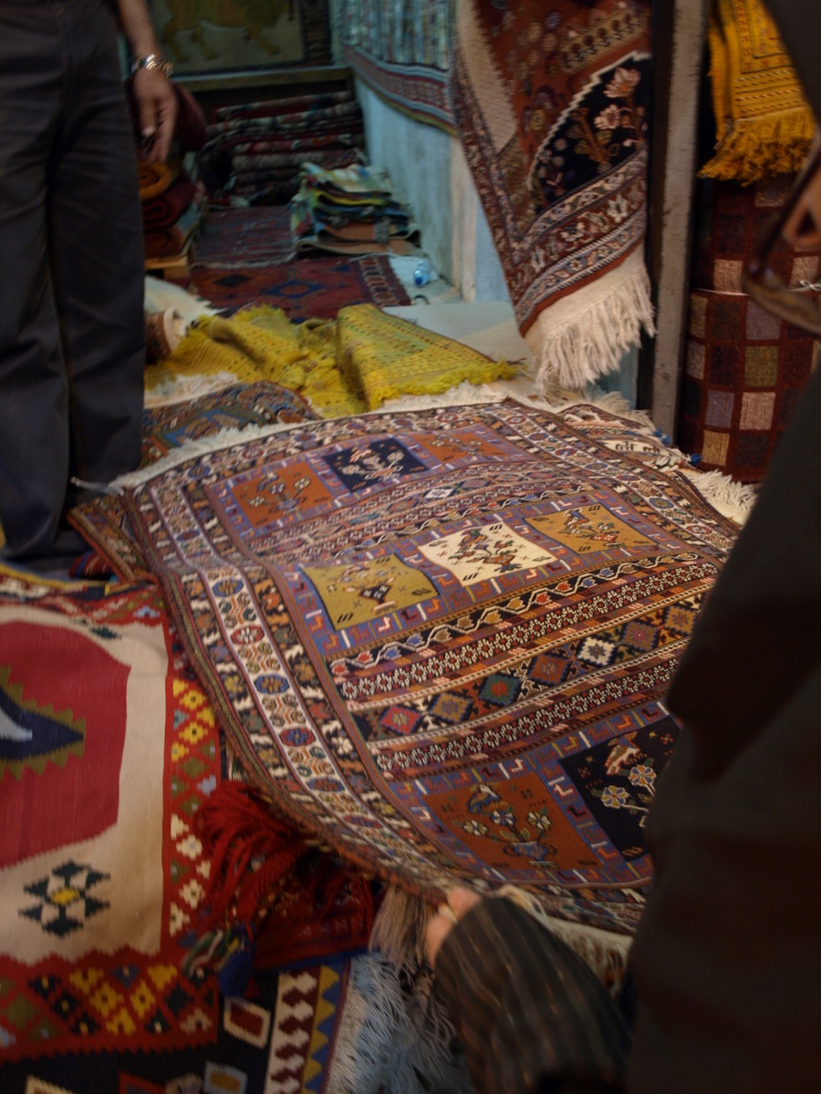 [2008-03-23_shiraz-vakil-bazar/20080323_122.JPG]