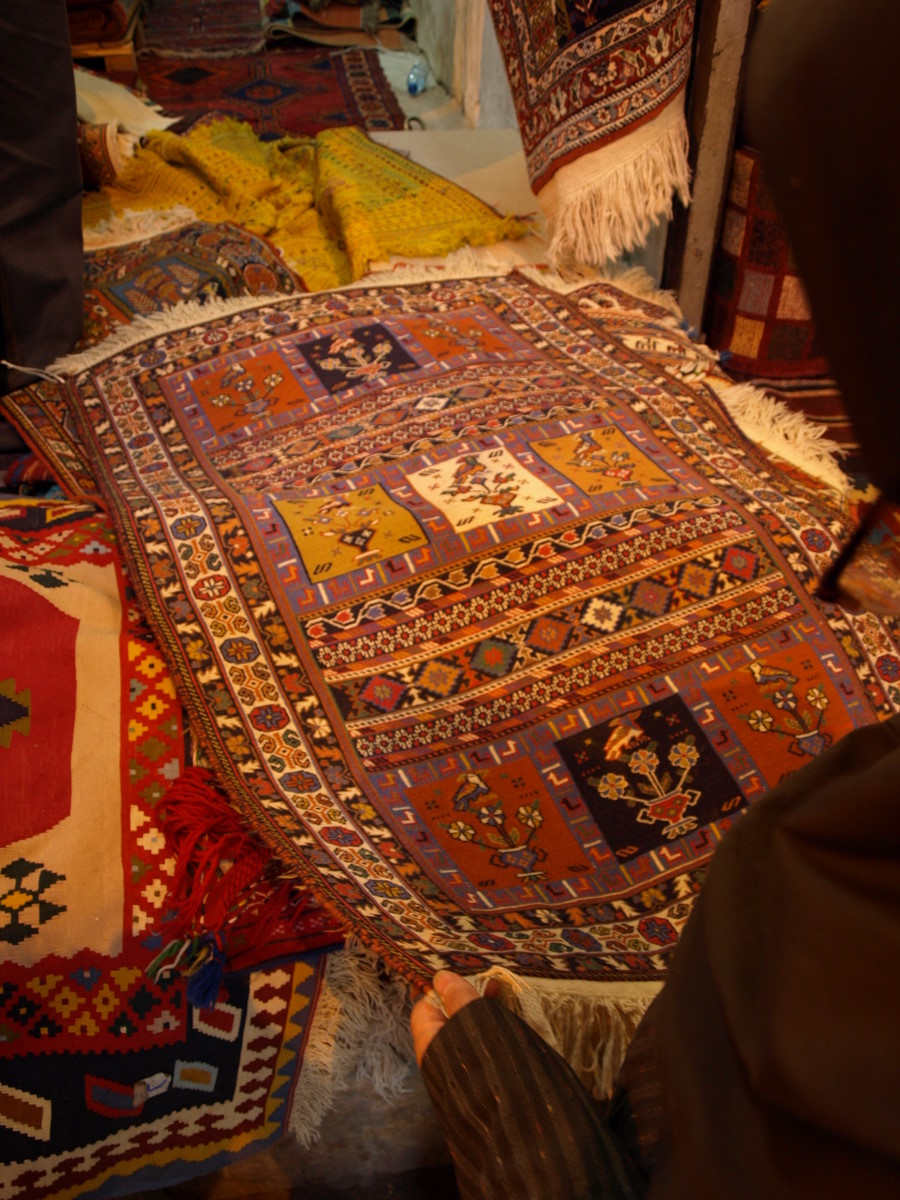 [2008-03-23_shiraz-vakil-bazar/20080323_123.JPG]