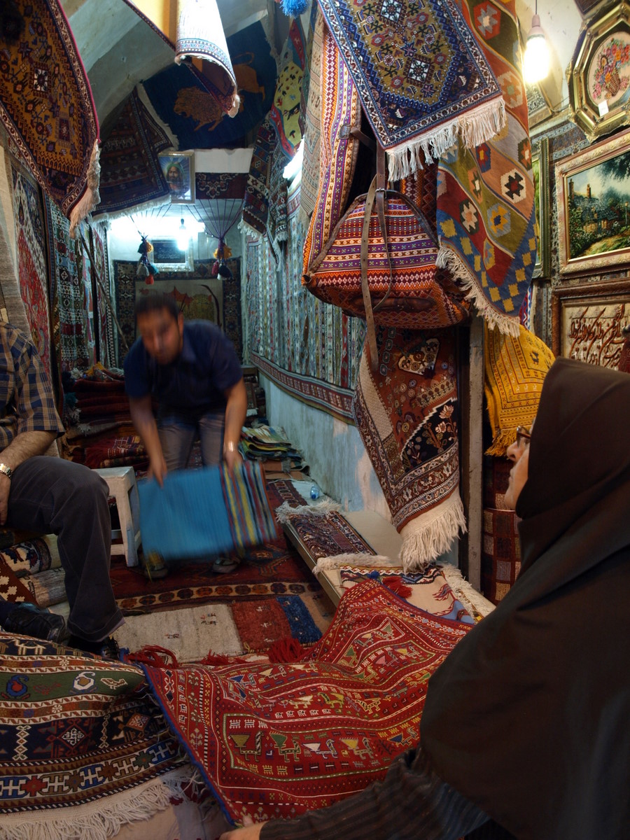 [2008-03-23_shiraz-vakil-bazar/20080323_136.JPG]