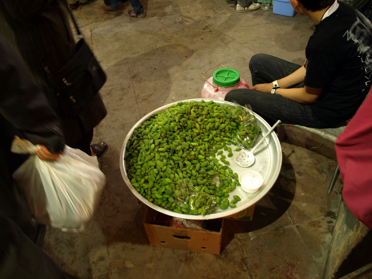 [2008-03-23_shiraz-vakil-bazar/20080323_141.JPG]
