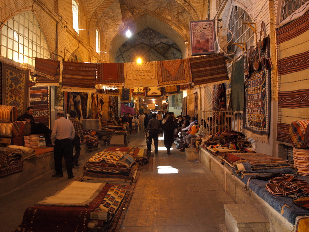 [2008-03-23_shiraz-vakil-bazar/20080323_151.JPG]