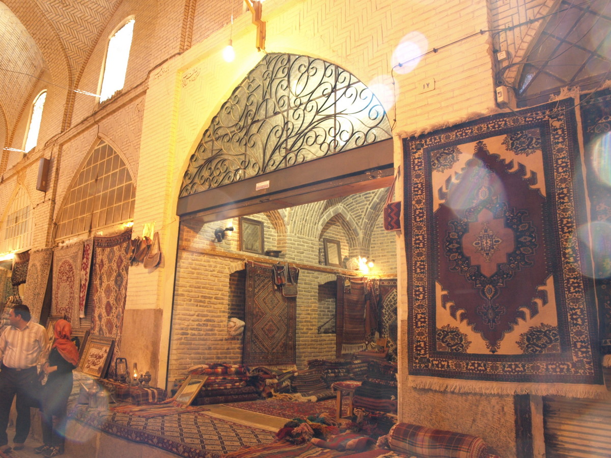 [2008-03-23_shiraz-vakil-bazar/20080323_153.JPG]