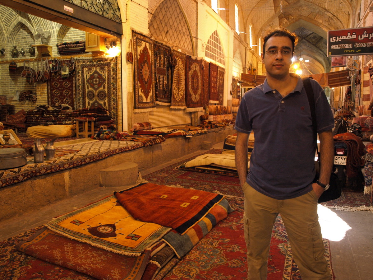[2008-03-23_shiraz-vakil-bazar/20080323_155.JPG]
