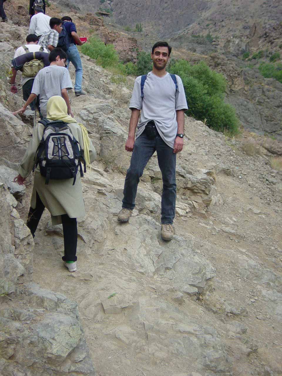[81-05-11/002.jpg]