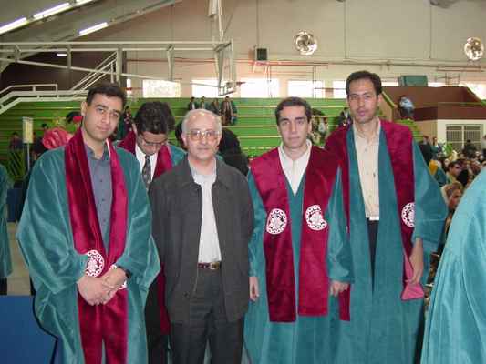 [faregh-th/pic20.jpg]