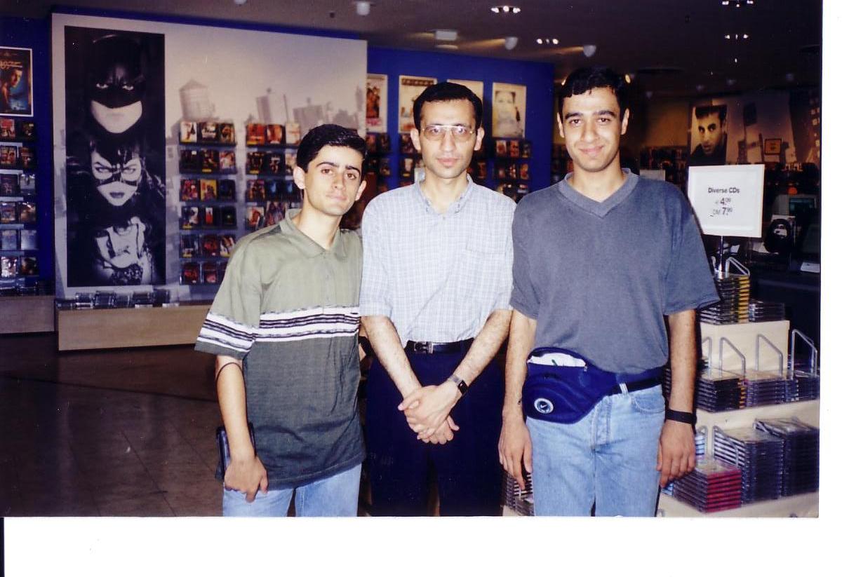 [robocup2001-2rev/usa-12-1.jpg]