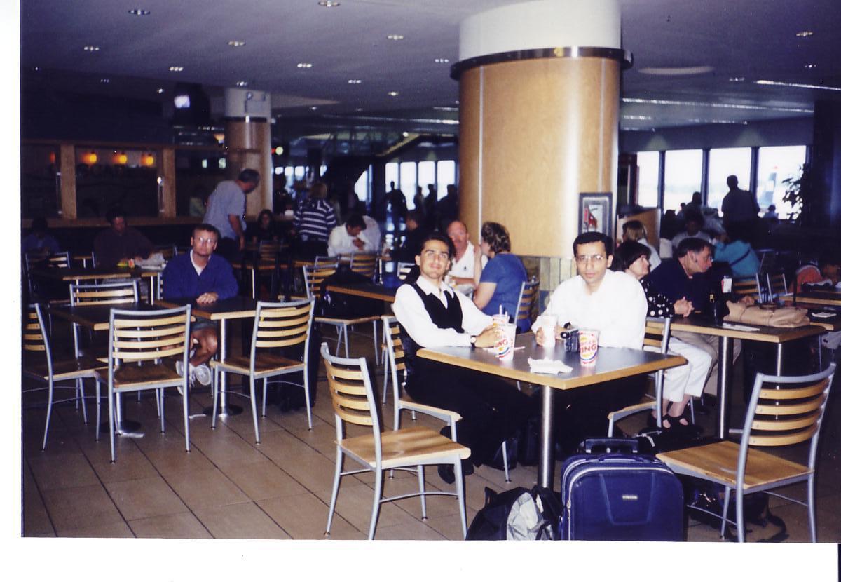 [robocup2001-2rev/usa-13-0.jpg]