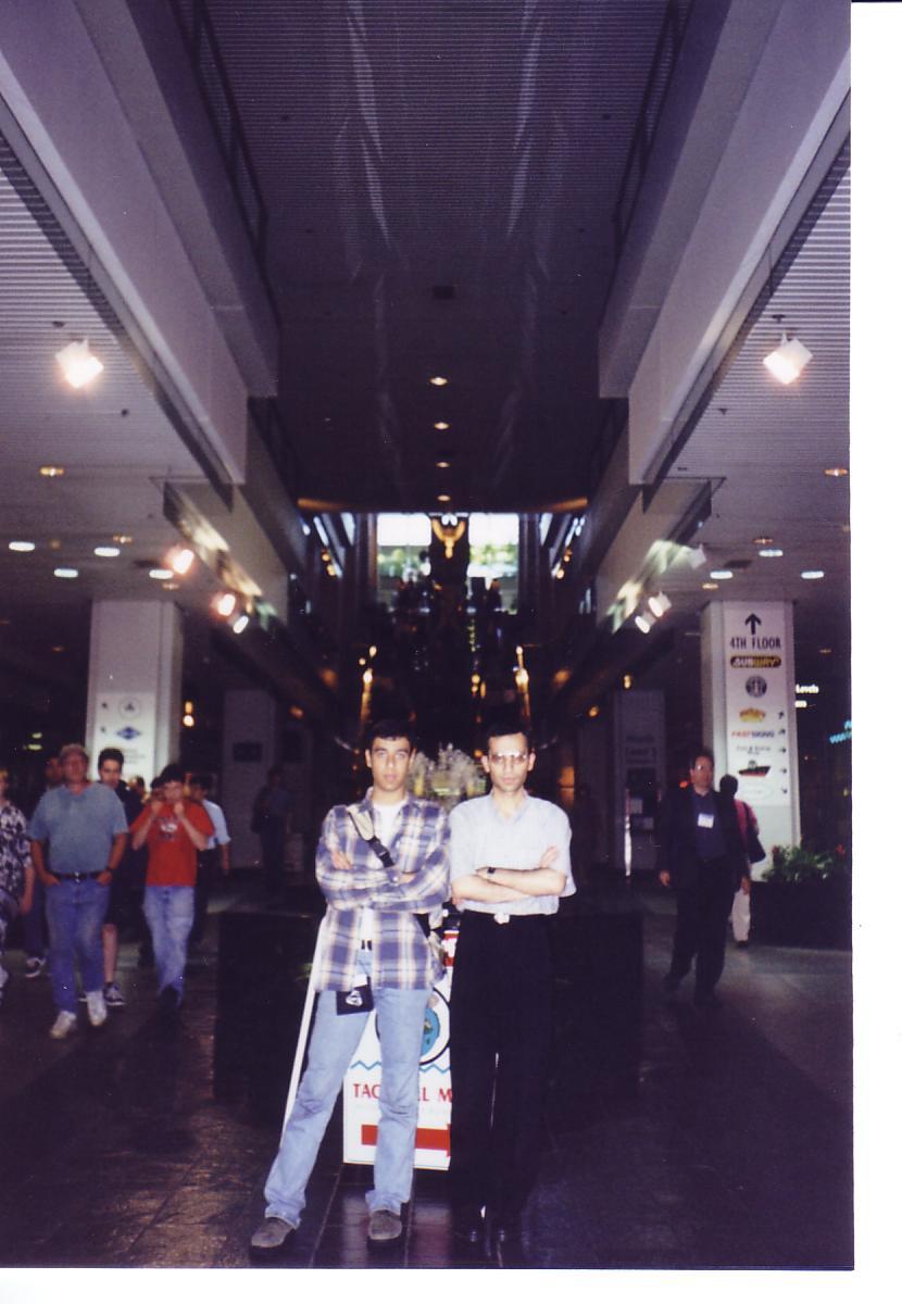 [robocup2001-2rev/usa-6-0.jpg]