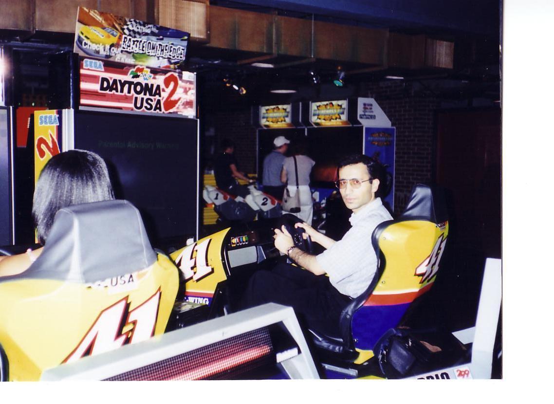 [robocup2001-2rev/usa-8-2.jpg]