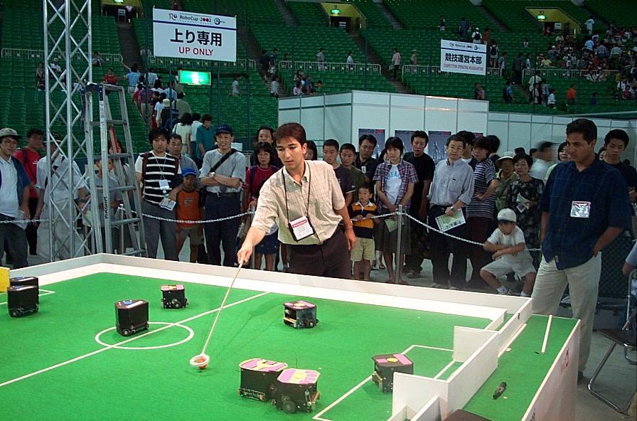 [robocup2002/12.jpg]