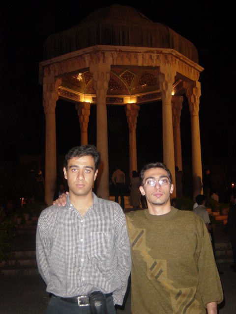 [shiraz1rev/2002_10_30-19_40_22.jpg]