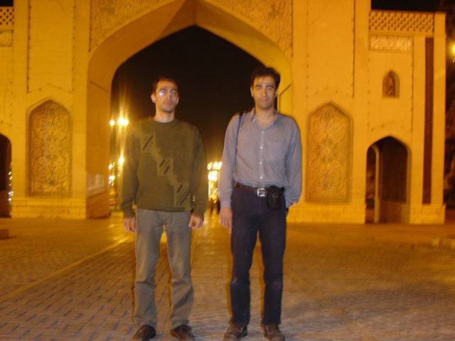 [shiraz1rev/2002_10_30-20_41_46.jpg]