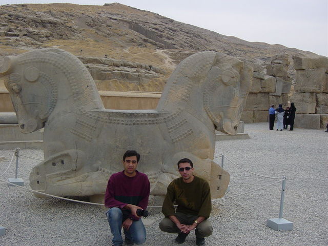 [shiraz1rev/2002_11_01-10_02_08.jpg]