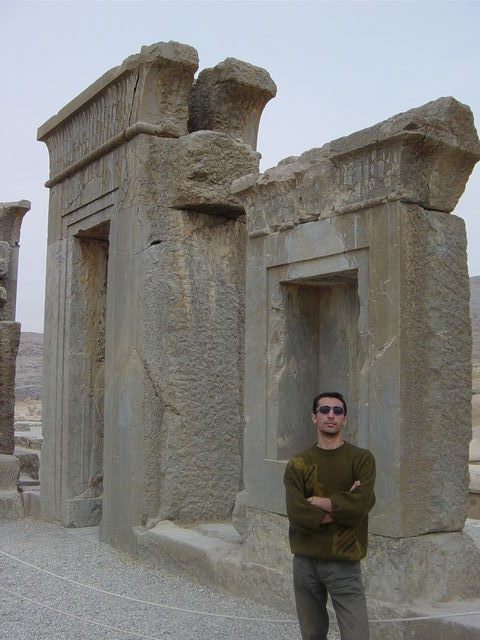 [shiraz1rev/2002_11_01-11_29_11.jpg]