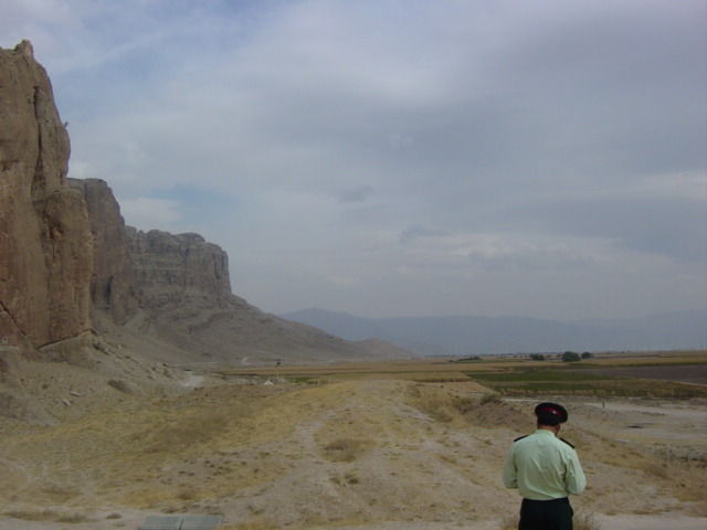 [shiraz1rev/2002_11_01-12_36_59.jpg]