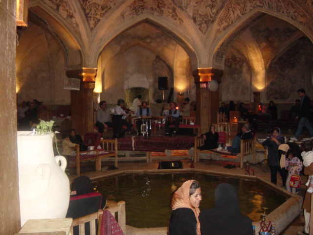 [shiraz1rev/2002_11_01-13_56_30.jpg]
