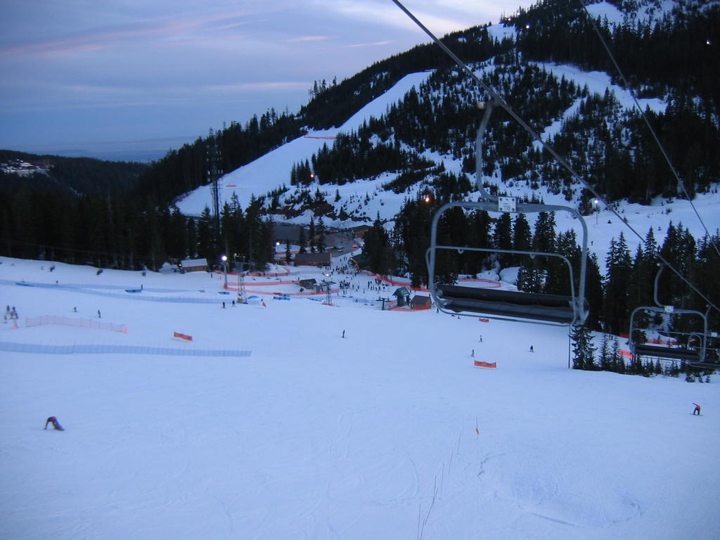 [ski_2007_02_10/18_18_29.jpg]