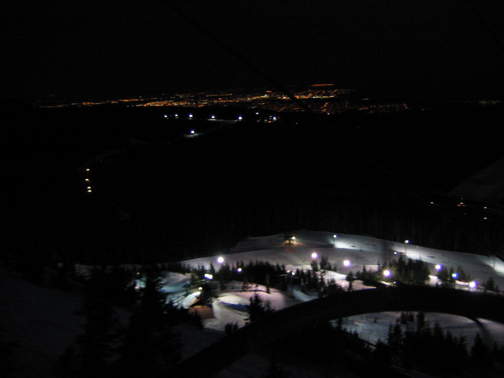 [ski_2007_02_10/19_09_41.jpg]